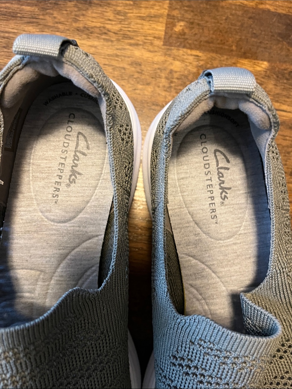 Clarks Slip-On Knit Sneakers in Olive Green with White Sole - Picture 6 of 7